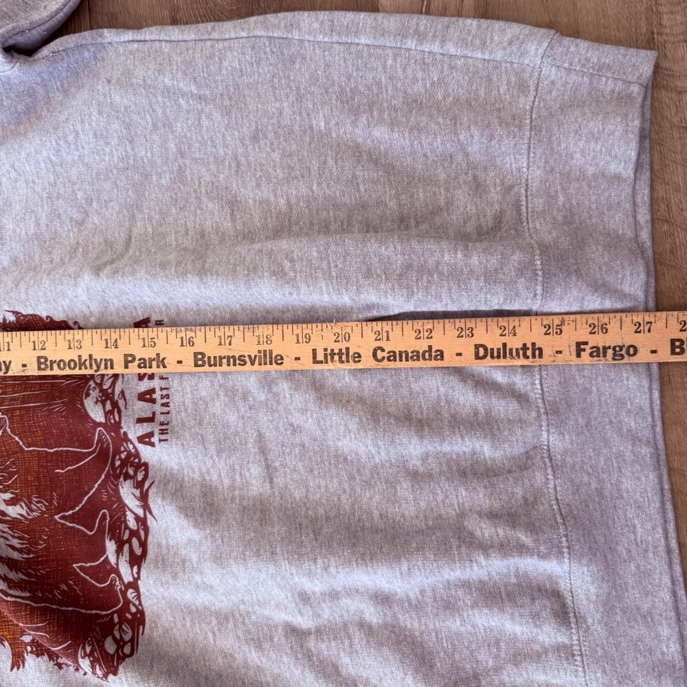 Prairie Mountain Mens Alaska The Last Frontier Bear nature Sweatshirt Grey XL - Picture 3 of 7